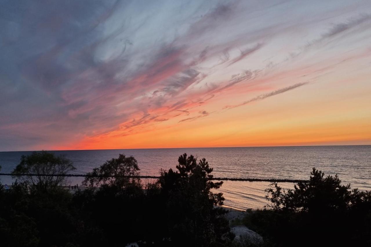 Apartament Morskie Widoki Natural Baltic Дарлувко Экстерьер фото